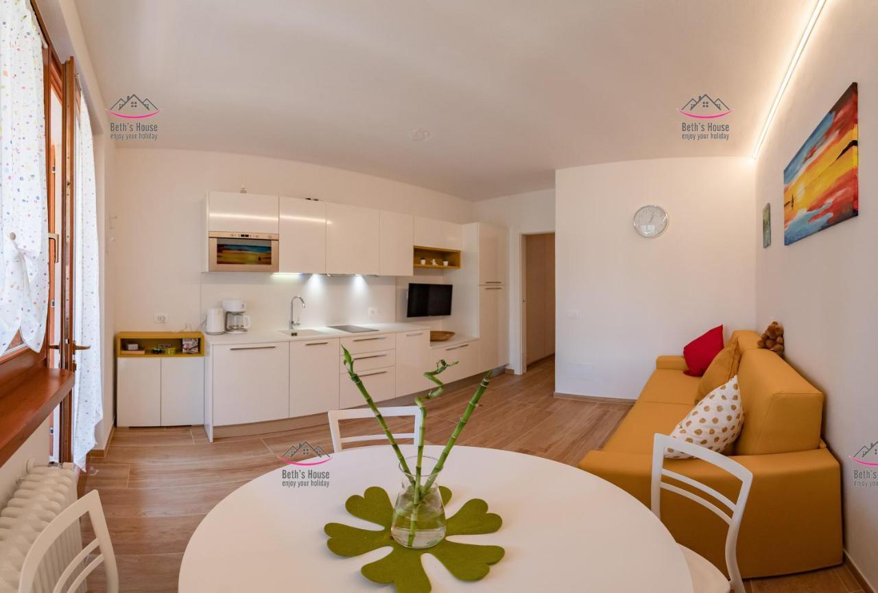 Garden Beth'S House Apartment Brenzone sul Garda Exterior photo